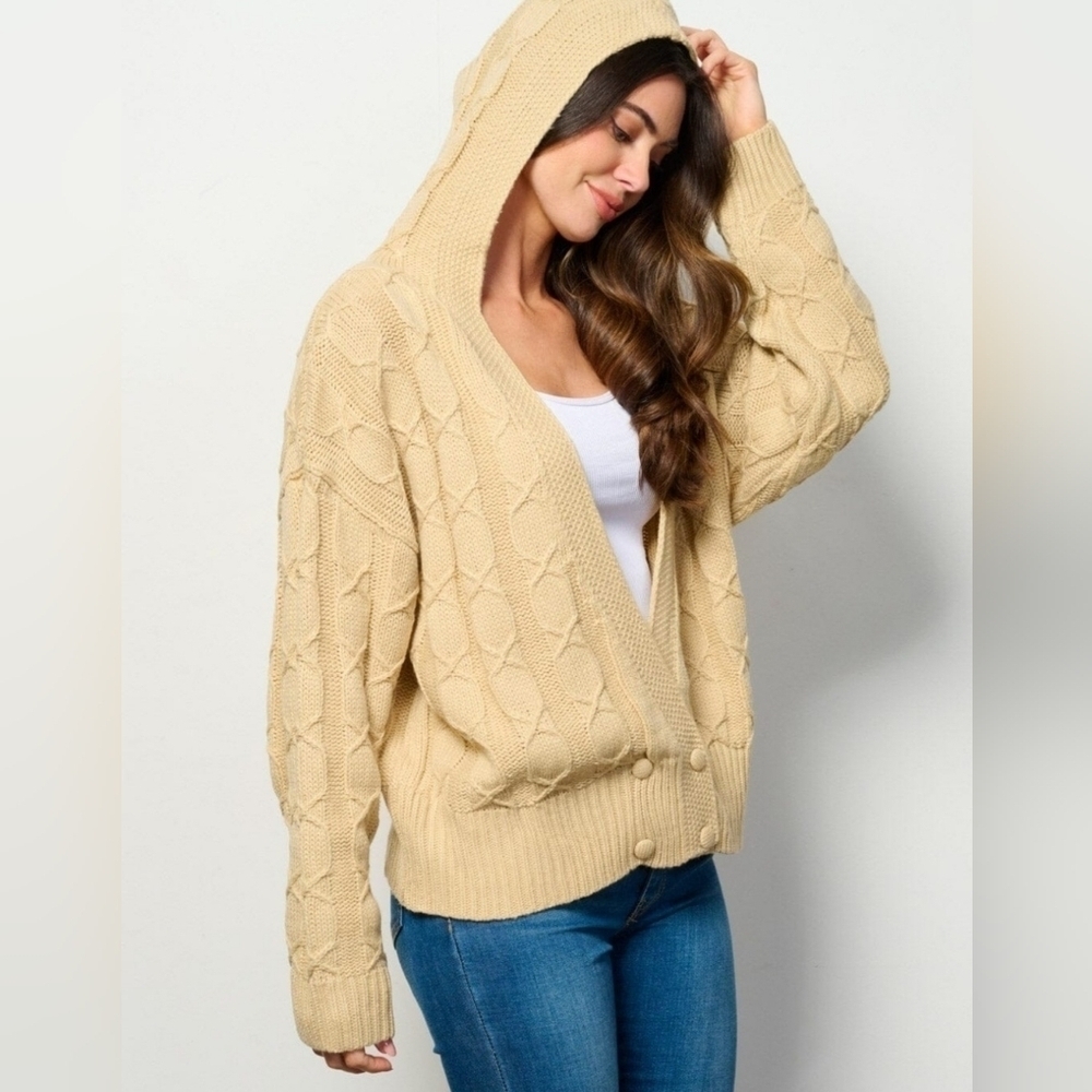 Cream-Colored V-neck Cable-knit Hooded Cardigan Sweater‎ Double-button Details